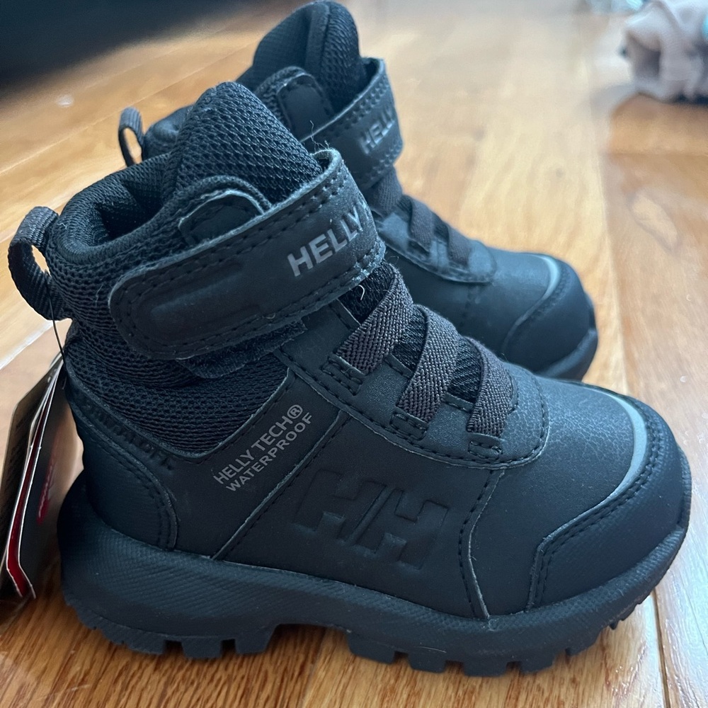Helly Hansen Kids Black Waterproof boots